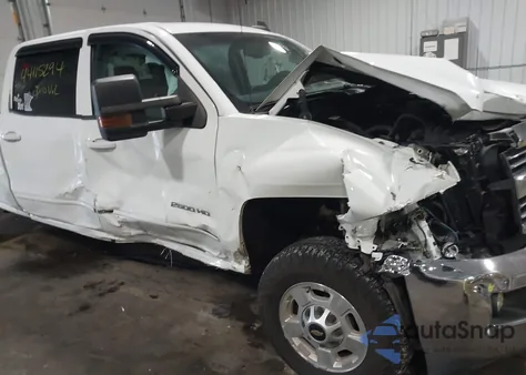 2015 Chevrolet Silverado 2500Hd Lt z USA, uszkodzony, nr VIN 1GC1KVEG7FF548343